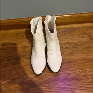 T.J.Maxx White Ankle Boots